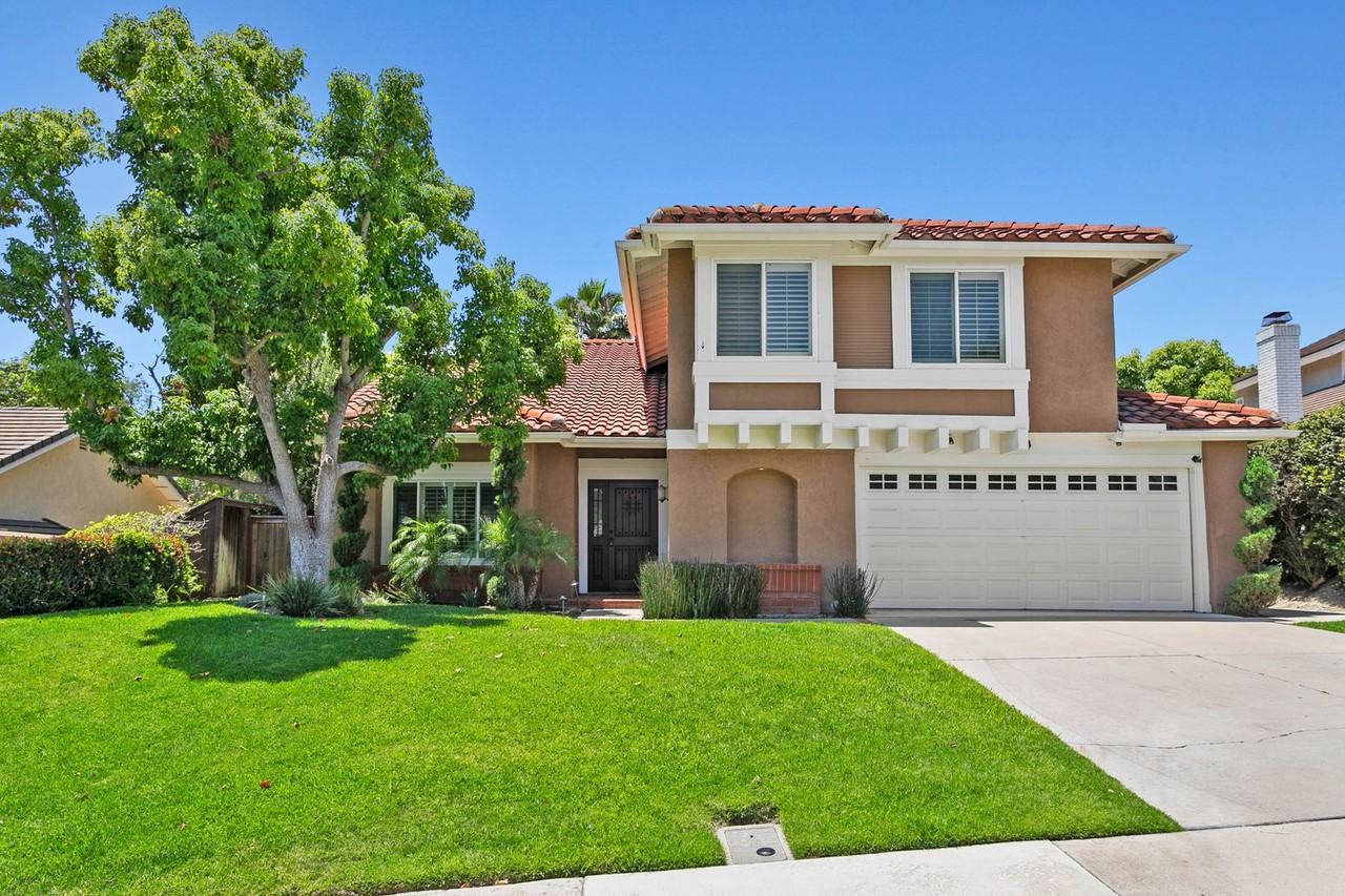 28501 El Sur - Photo 2 of 36