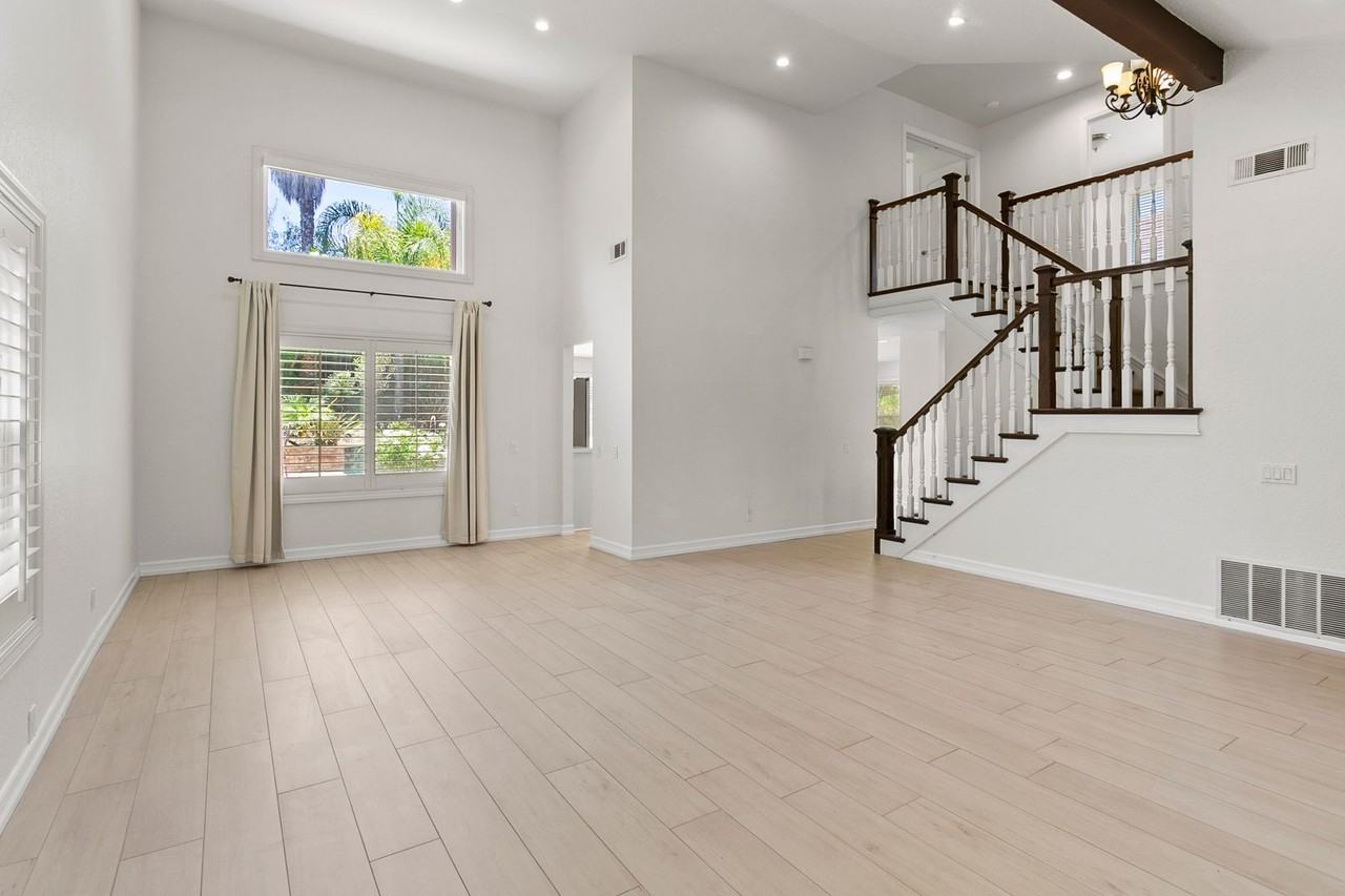 28501 El Sur - Photo 5 of 36