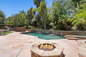 featured image of 28501 El Sur