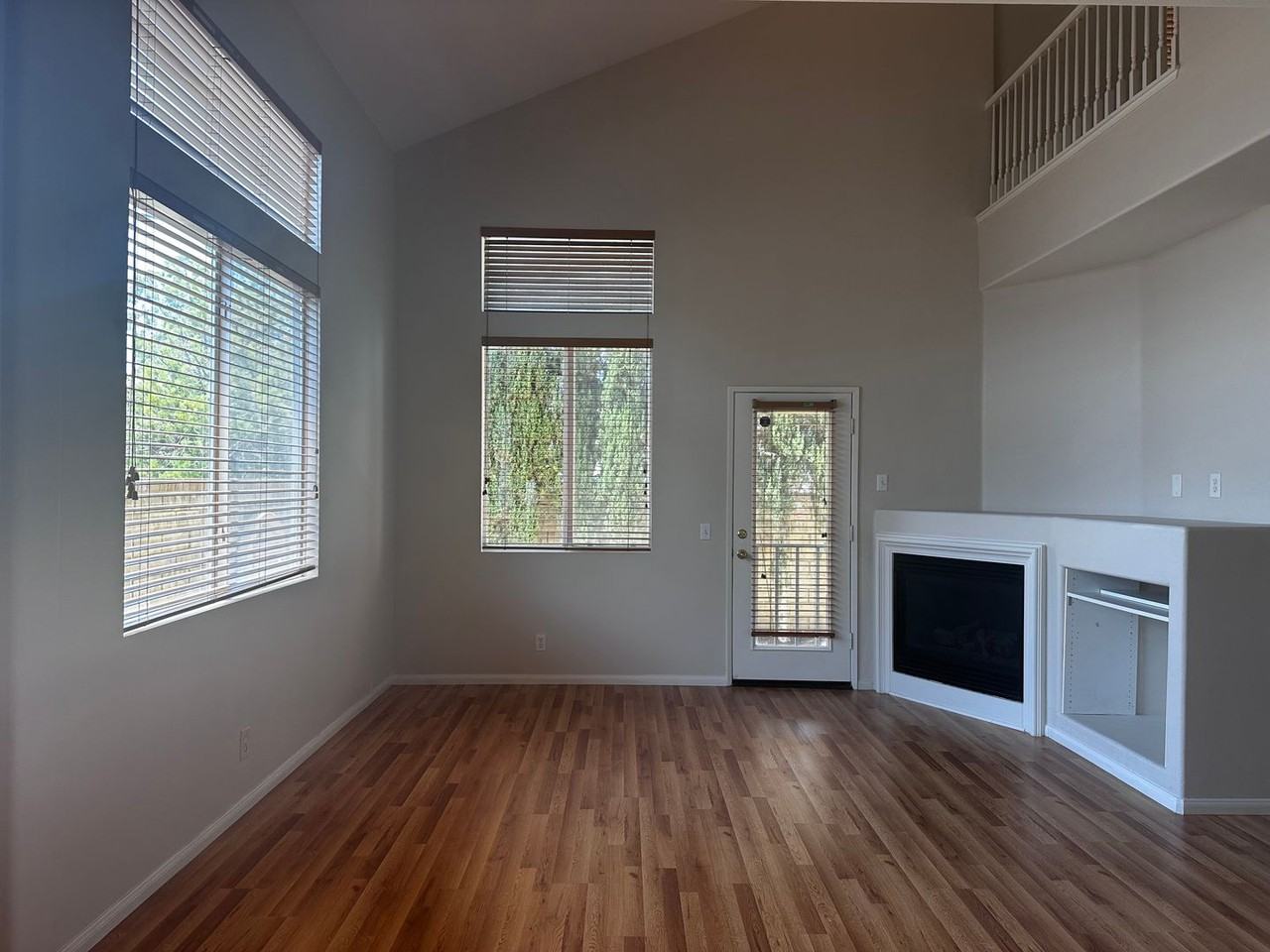 28433 Mayfair Dr - Photo 6 of 14
