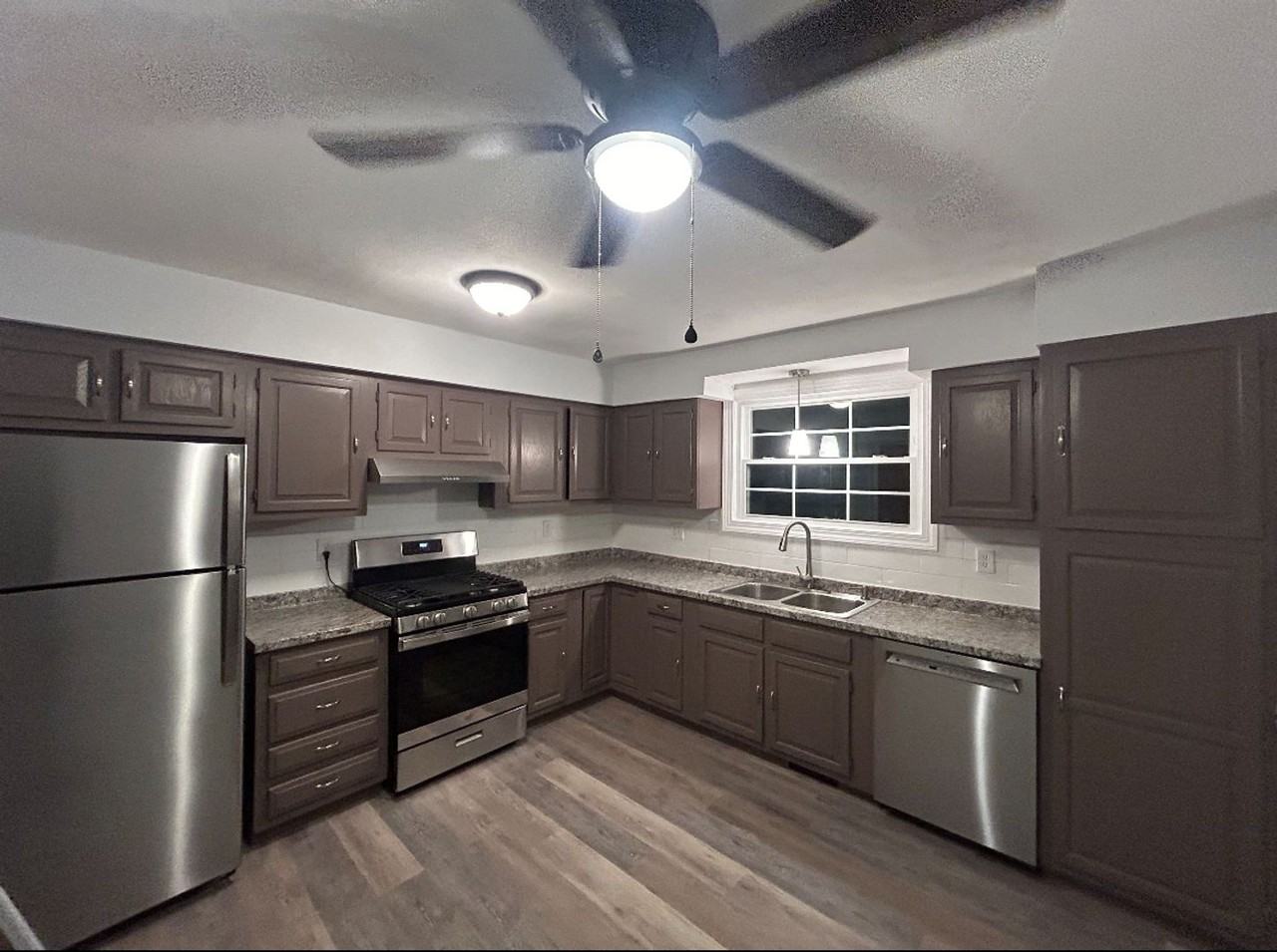 1178 Fyler Rd - Photo 2 of 11