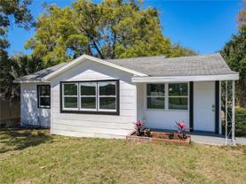 218 W Magnolia St - Photo 1 of 1