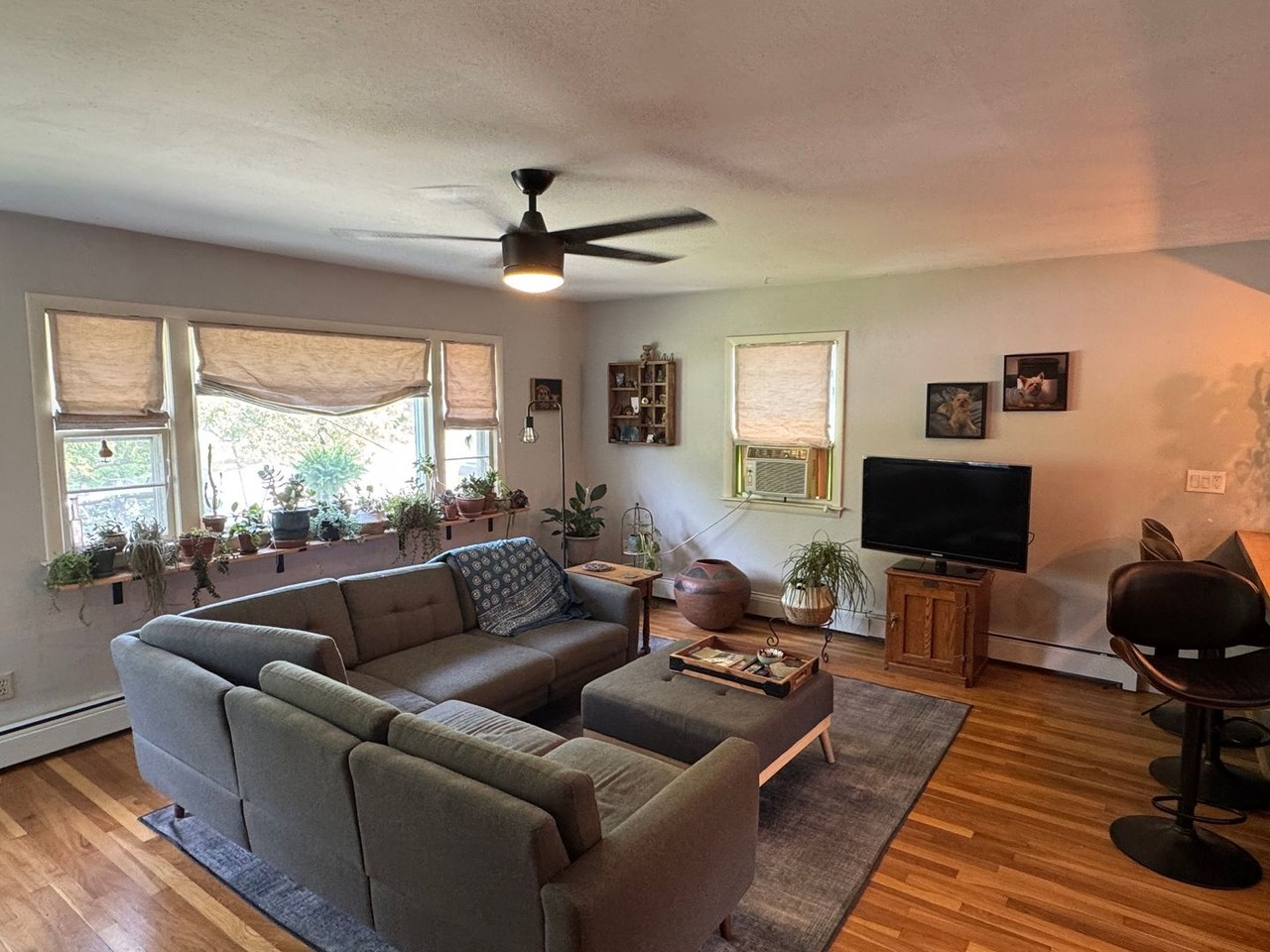 212 Market St - Photo 2 of 33
