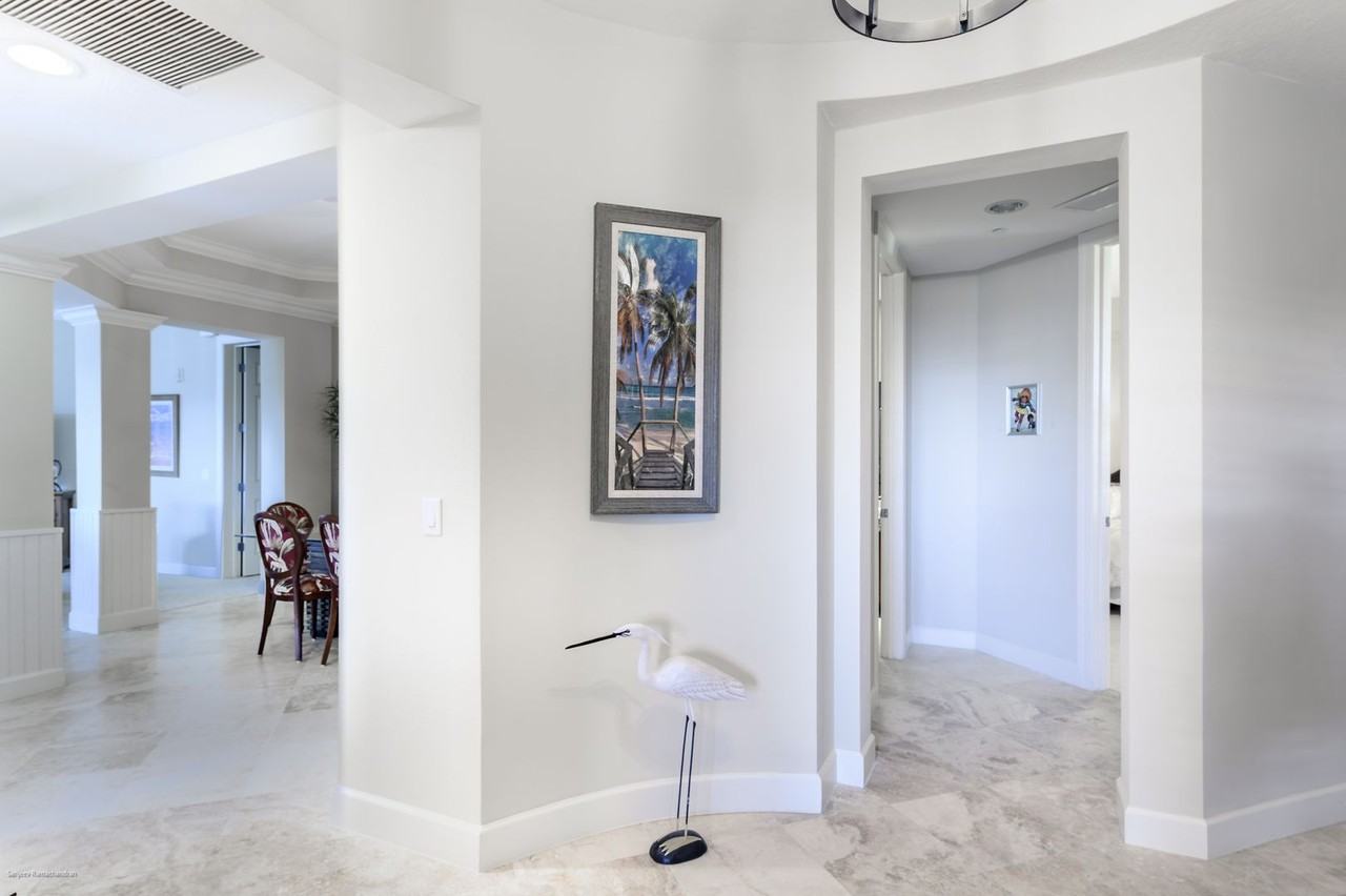 8581 Amberjack Cir #301 - Photo 5 of 50