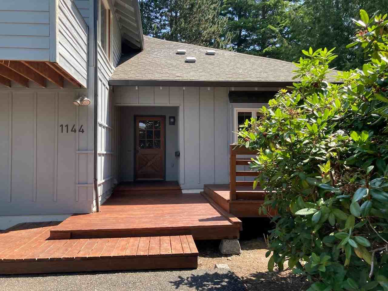 1144 Nw 93rd Ave - Photo 2 of 44