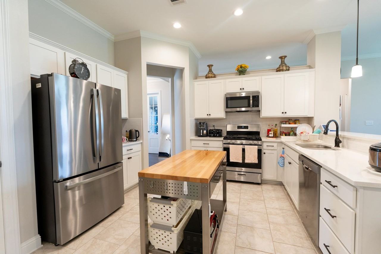 827 Abita Chase - Photo 2 of 13