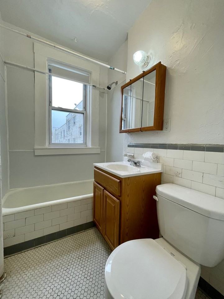 14 Vinal St - Photo 7 of 7