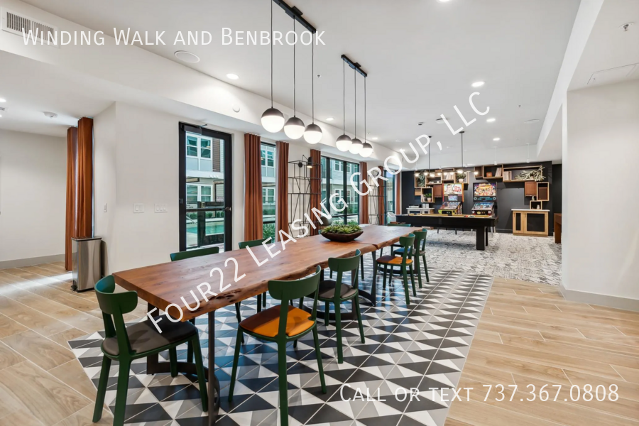 Burnet & Benbrook #289475 - Photo 3 of 48