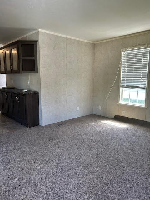 185 Parker Lake Dr - Photo 2 of 4