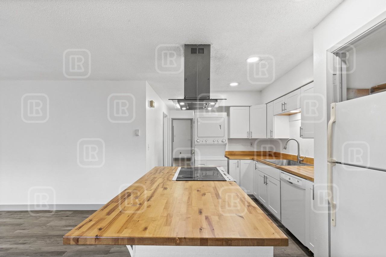 WD - 1511 West Mission Avenue - Photo 2 of 15