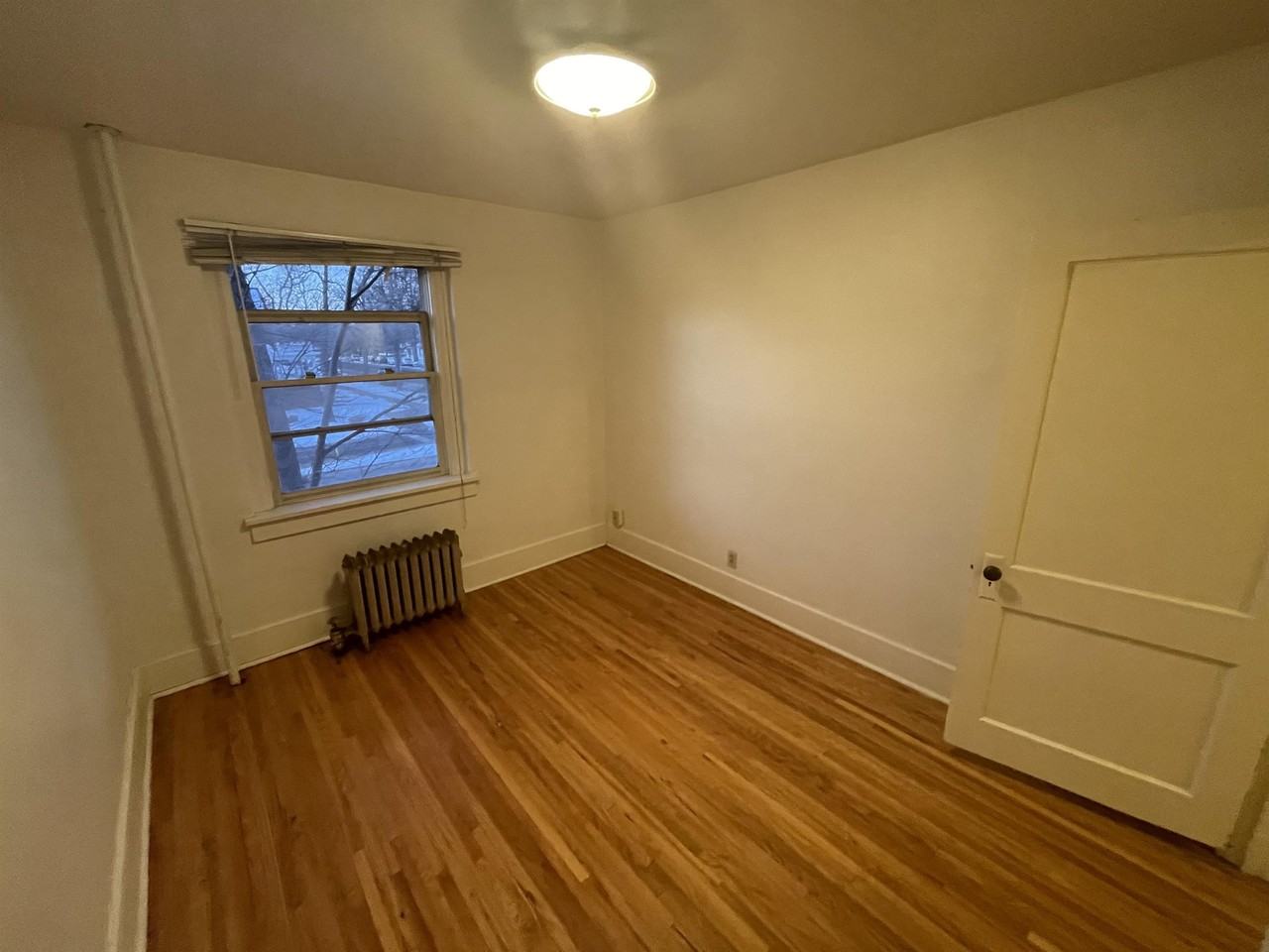 200 East Laurel Street - Photo 7 of 37