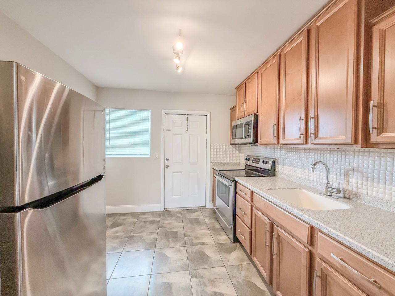 821 3rd Street A - Photo 3 of 14