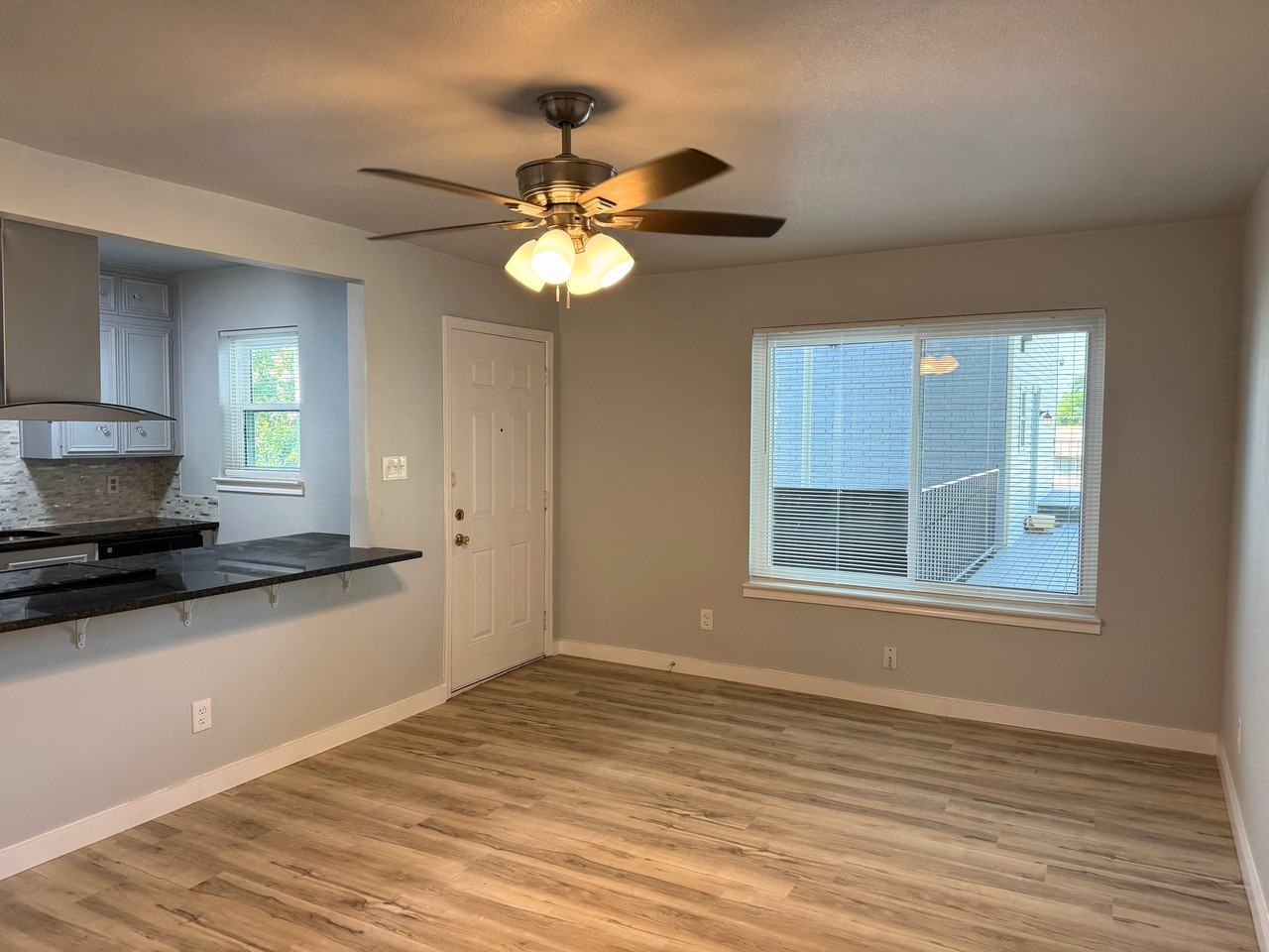 1611 Bell Street - Photo 3 of 19