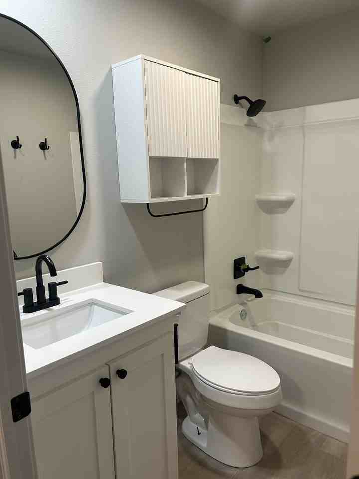 Varsity 1500 - Photo 3 of 10