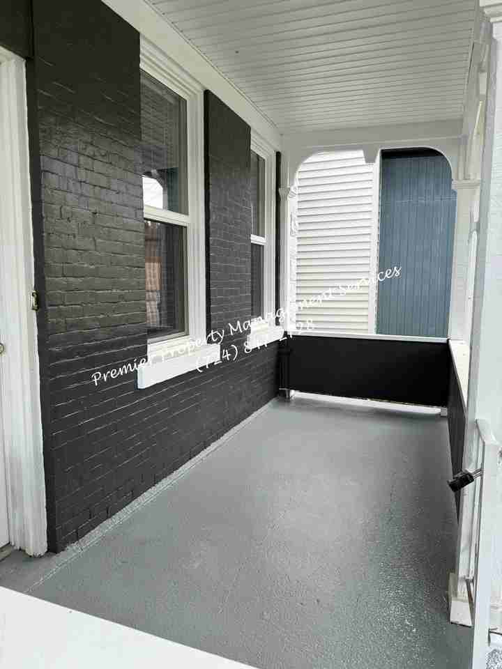 1508 5th Ave - Photo 3 of 24