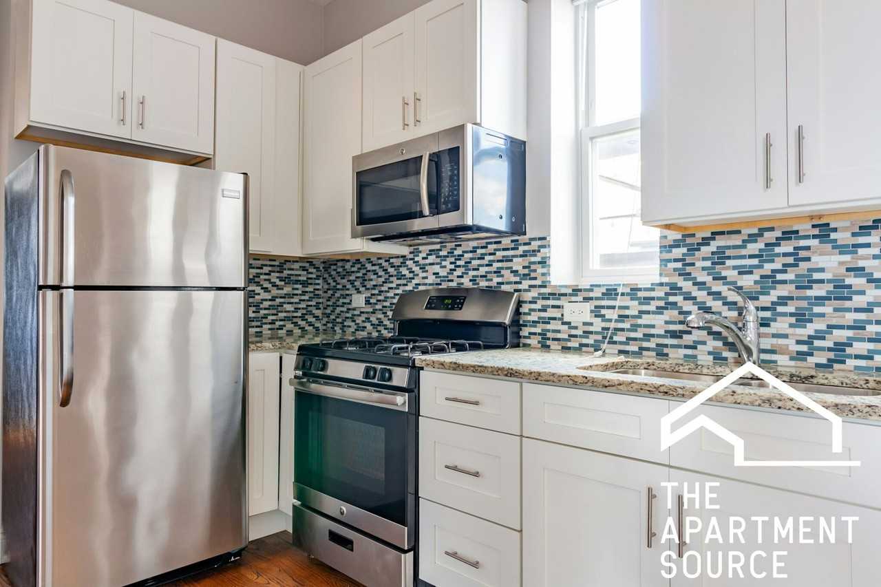 1656 West Erie Street, Unit 3 - Photo 2 of 13