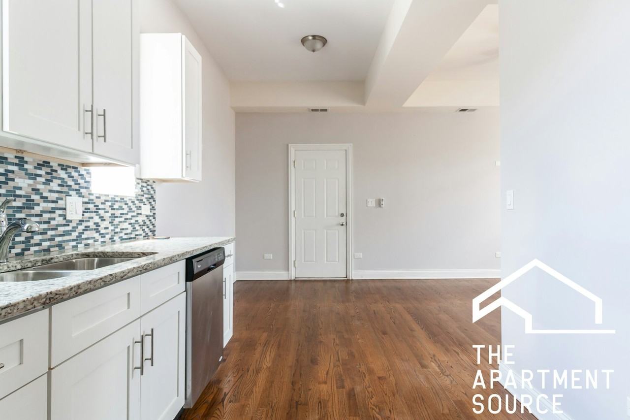 1656 West Erie Street, Unit 3 - Photo 3 of 13