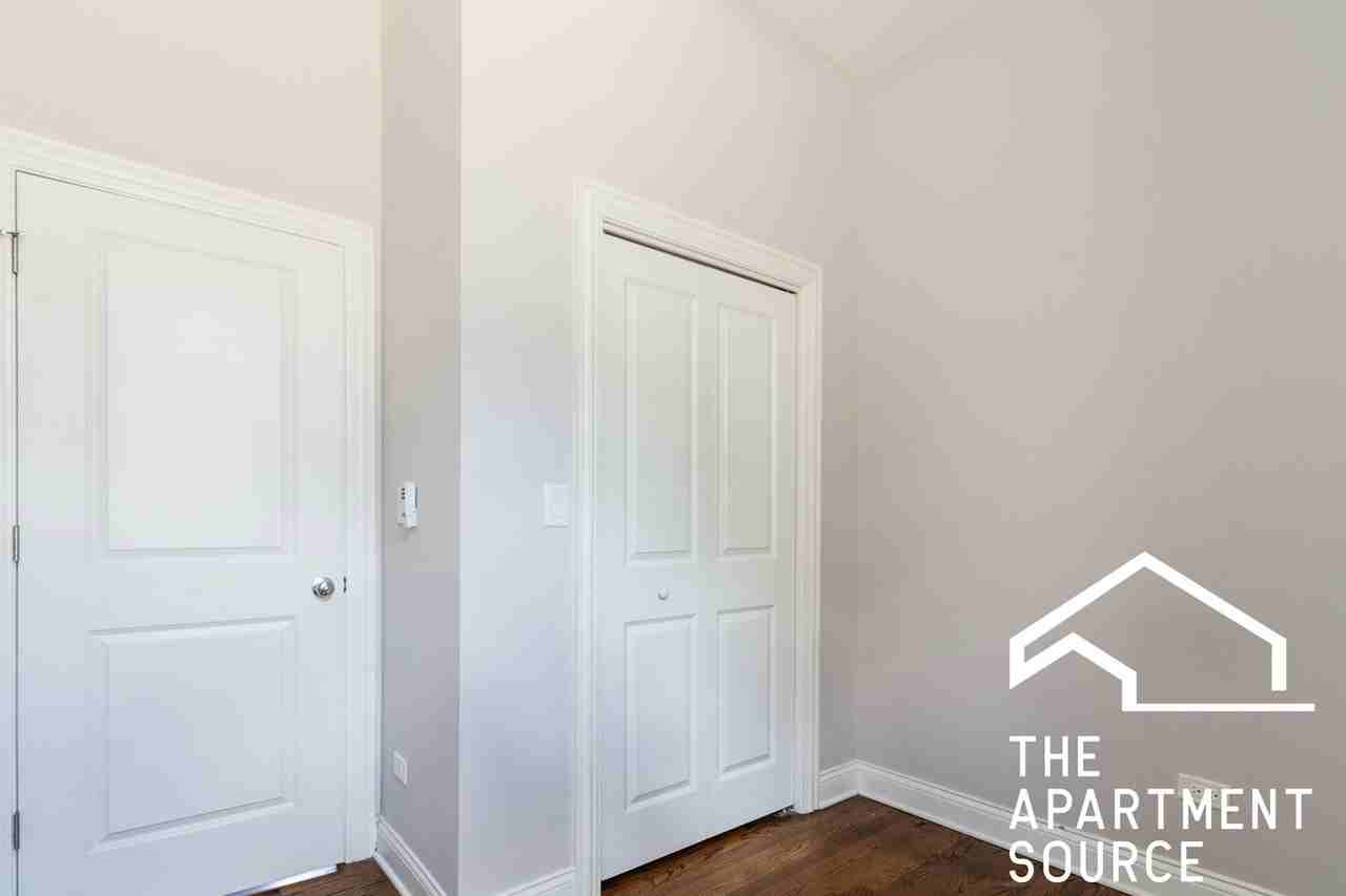 1656 West Erie Street, Unit 3 - Photo 4 of 13