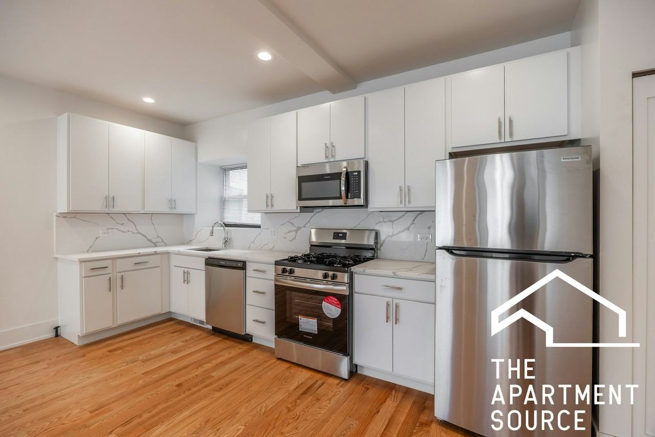 654 West Gordon Terrace, Unit 1 - Photo 2 of 20