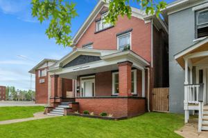 featured image of 1010 9th Ave #2