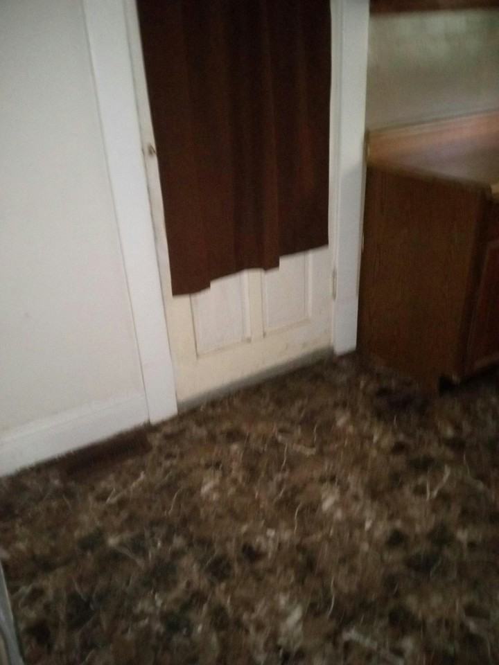 205 5th Street East - Photo 5 of 8