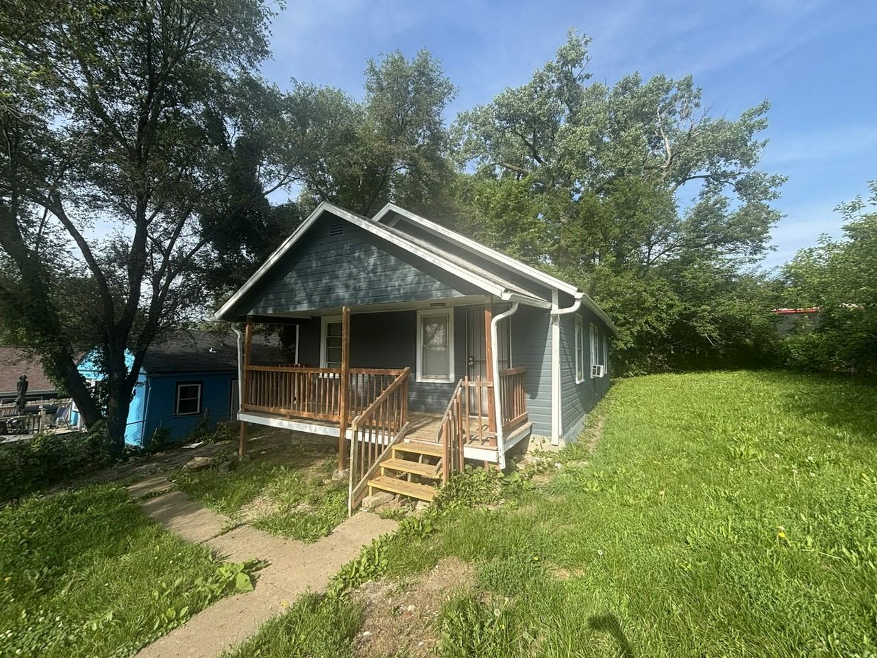 4438 Bales Ave - Photo 3 of 28