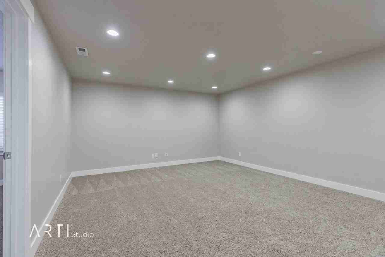 1317 SilverCrest Drive - Photo 5 of 8