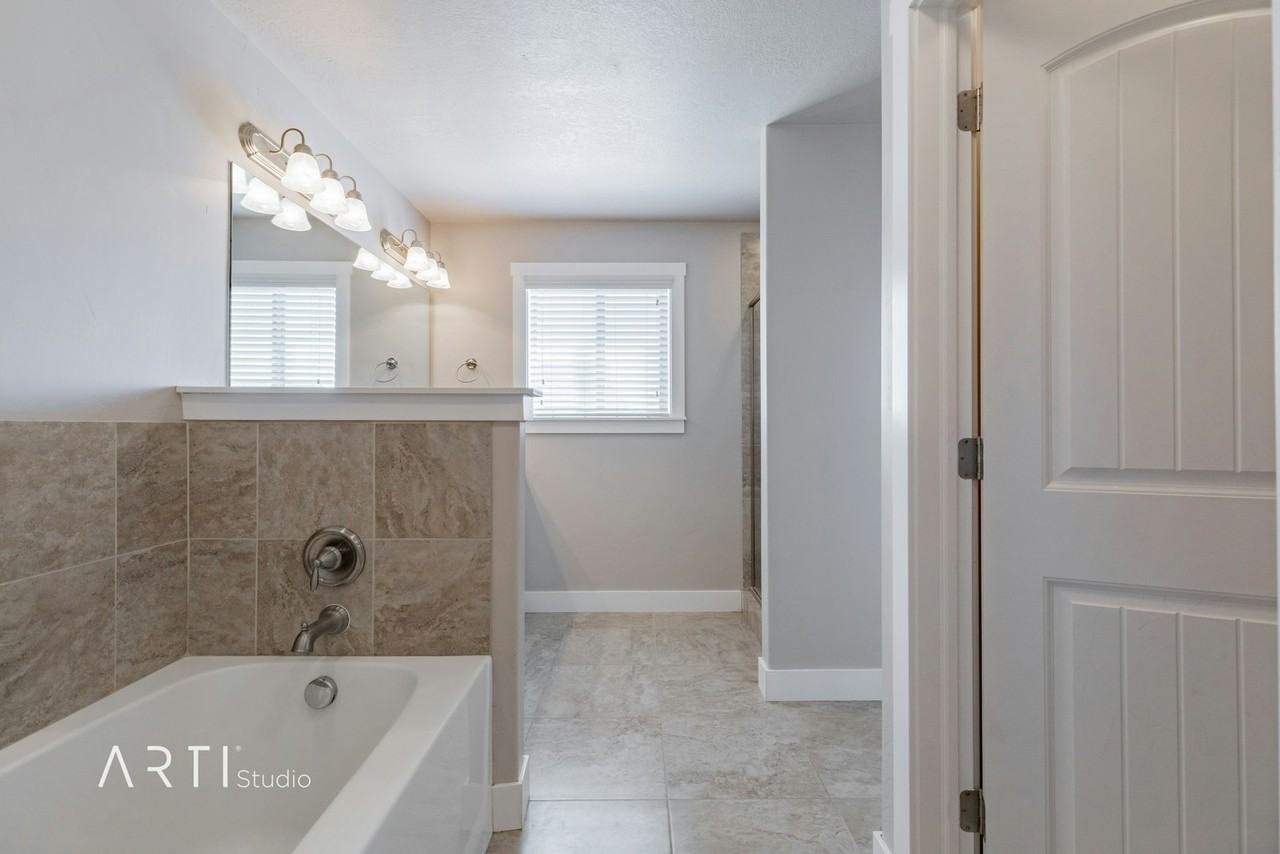 1317 SilverCrest Drive - Photo 6 of 8