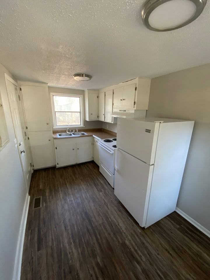 66 Holly Hill Drive - Photo 3 of 9