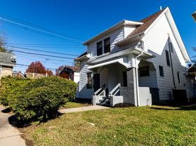 922 Charles Court - Photo 1 of 1
