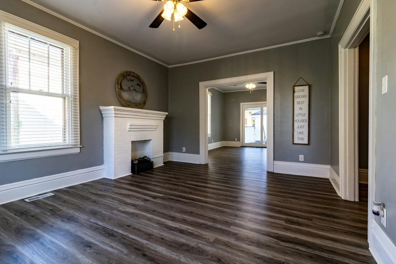 922 Charles Court - Photo 3 of 18