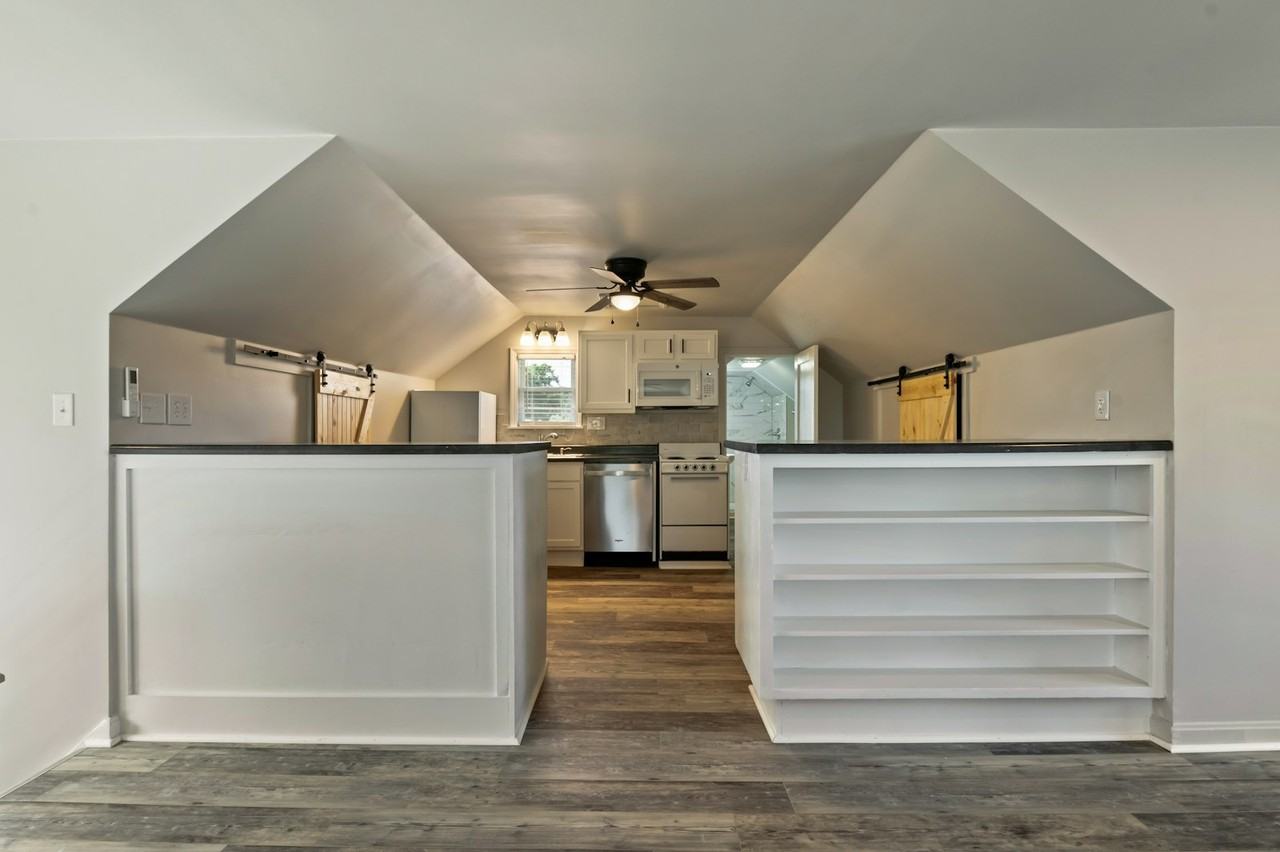 1205 Charleston Avenue, Unit 3 - Photo 3 of 18