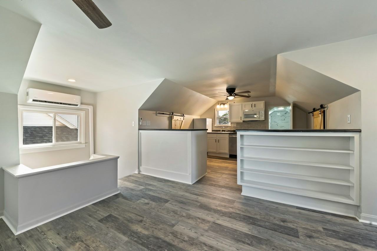 1205 Charleston Avenue, Unit 3 - Photo 5 of 18