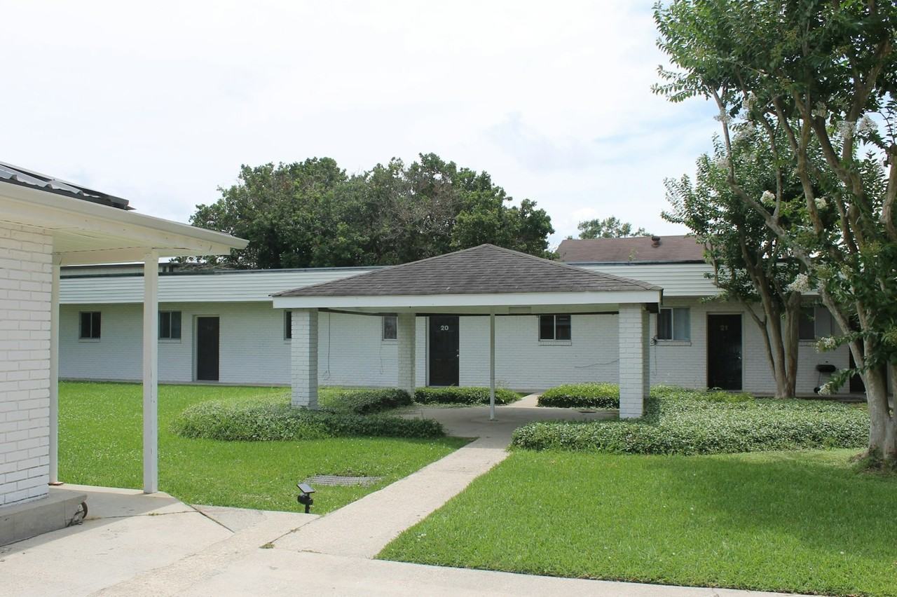 1418 Lynn Street, Unit 7 - Photo 3 of 10