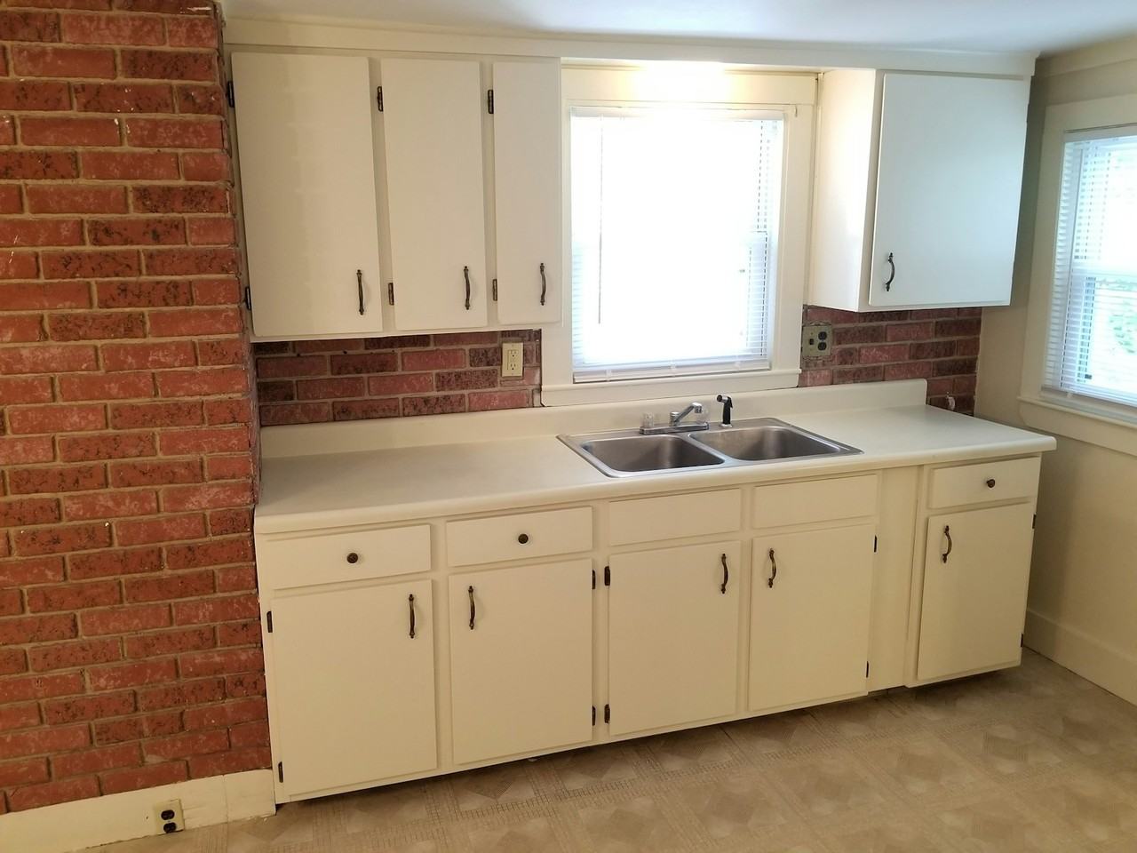 9 Fletcher Street - Photo 2 of 8