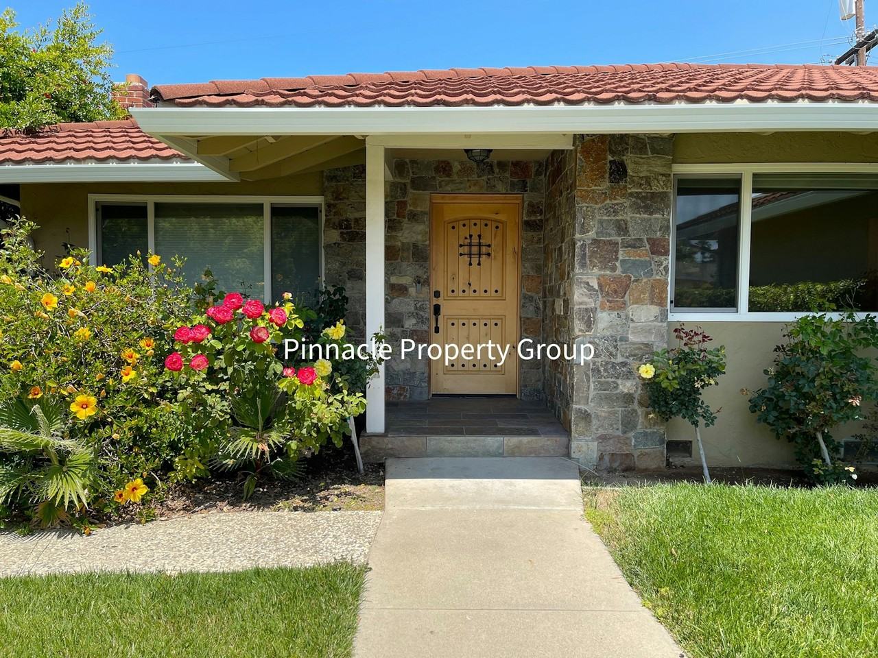 1651 Matson Dr - Photo 3 of 19