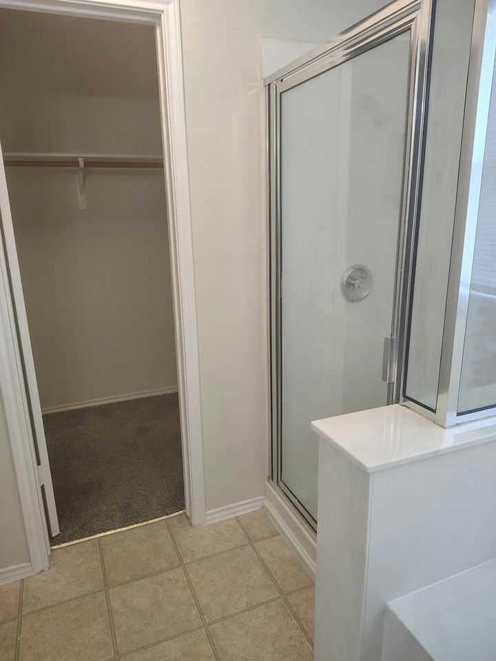 382 Lake Washington Dr, Unit 1 - Photo 2 of 19