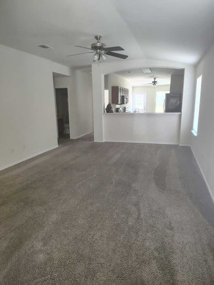 382 Lake Washington Dr, Unit 1 - Photo 5 of 19