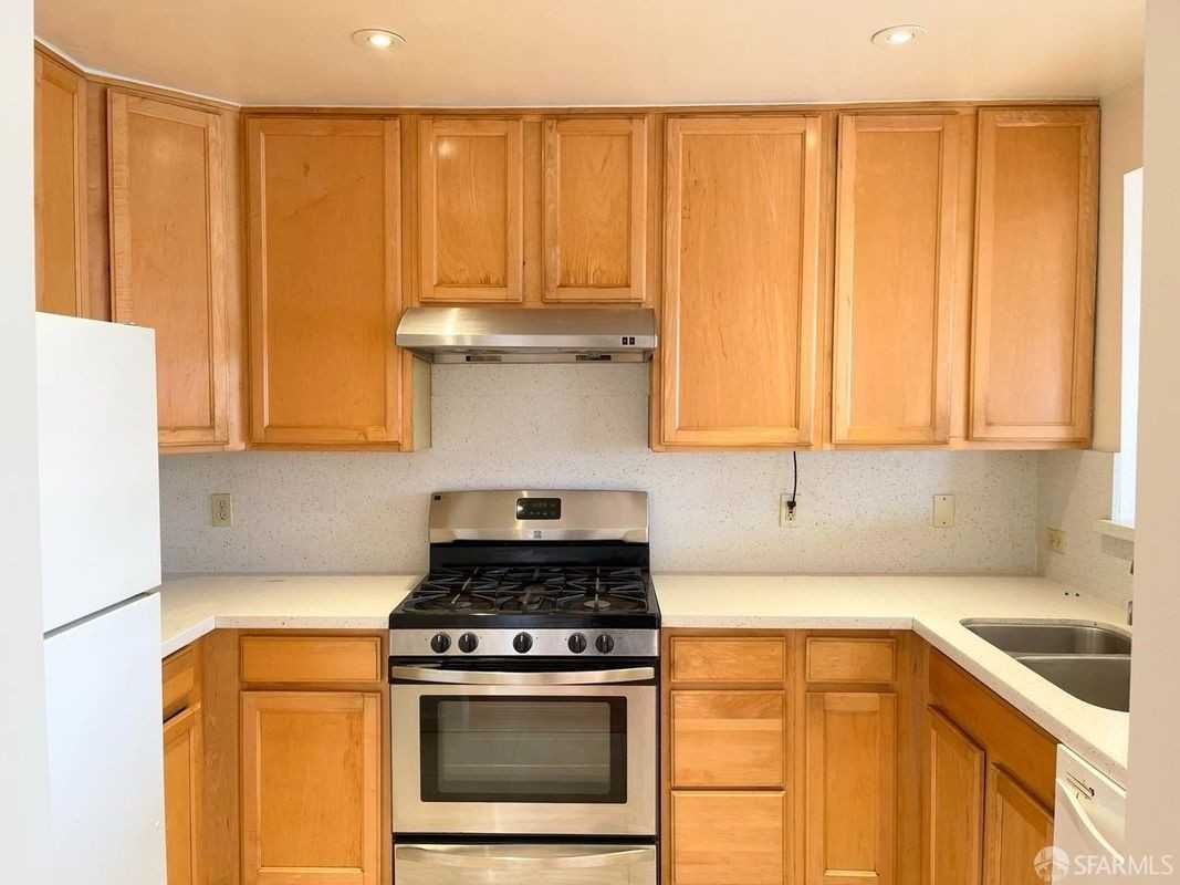 12 Minerva St - Photo 3 of 16