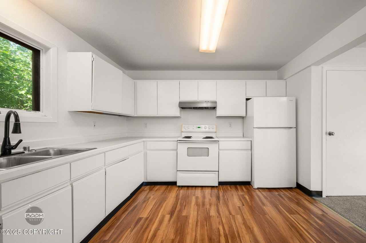 1775 N Fanciful Pl #3 - Photo 6 of 36