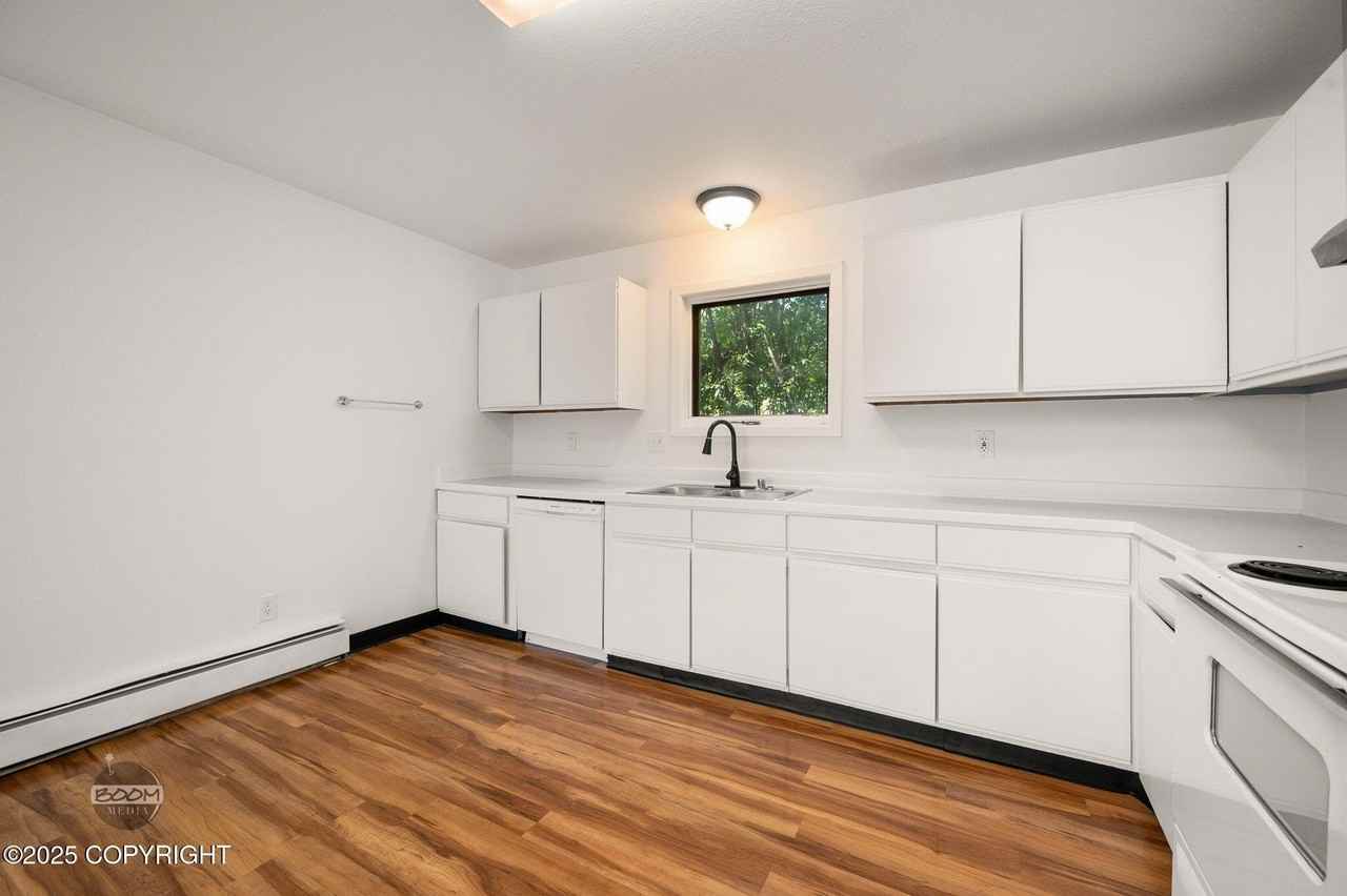 1775 N Fanciful Pl #3 - Photo 7 of 36