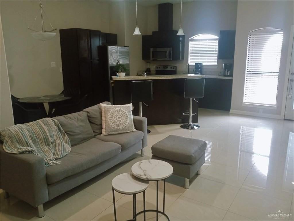 2705 Mimosa St #8 - Photo 3 of 10