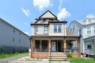 100 N 9th St - Photo 1 of 1