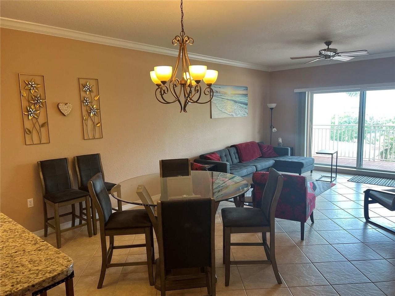 1188 N Tamiami Trl #403 - Photo 4 of 21