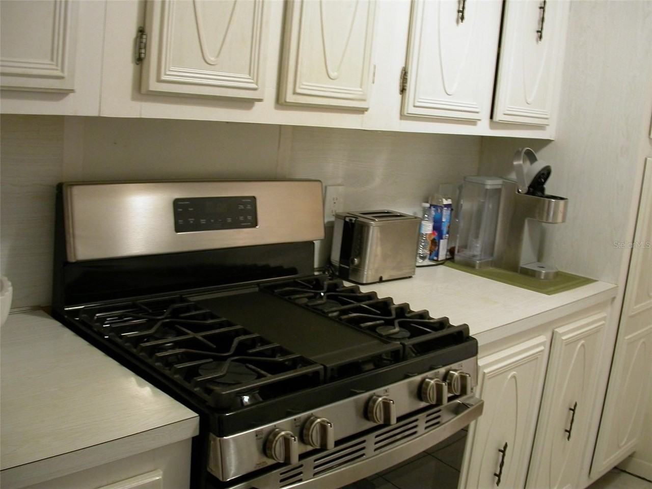 5217 81st St N #22 - Photo 7 of 21