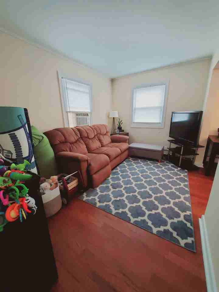 25 Scofield Ave #2 - Photo 2 of 6