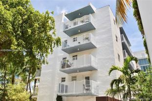 61 Collins Ave #402 - Photo 1 of 1
