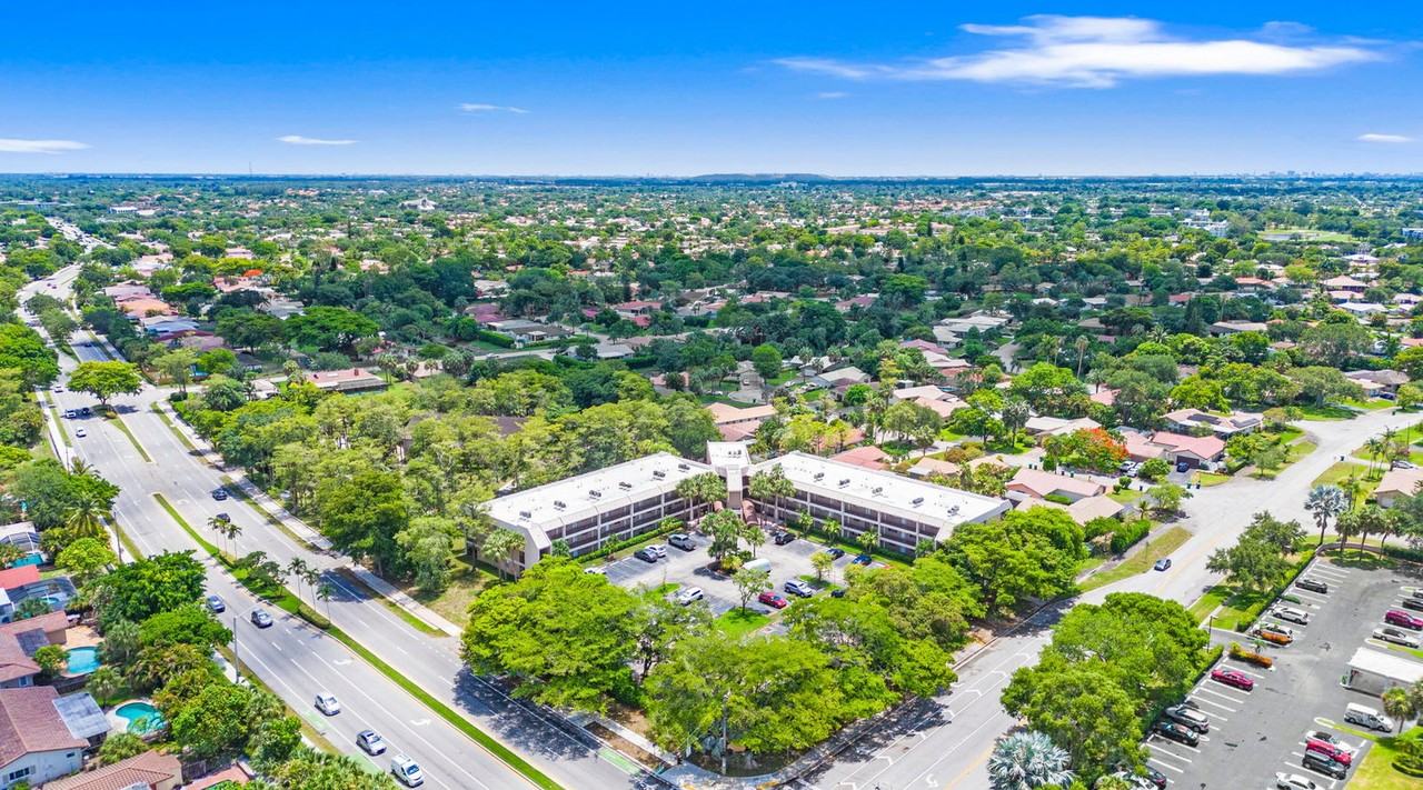 8777 Shadow Wood Blvd #301 - Photo 4 of 8