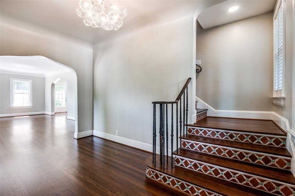 4031 University Blvd - Photo 3 of 24