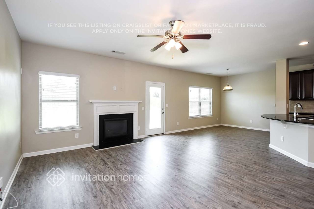 5395 Bucknell Trce - Photo 5 of 17